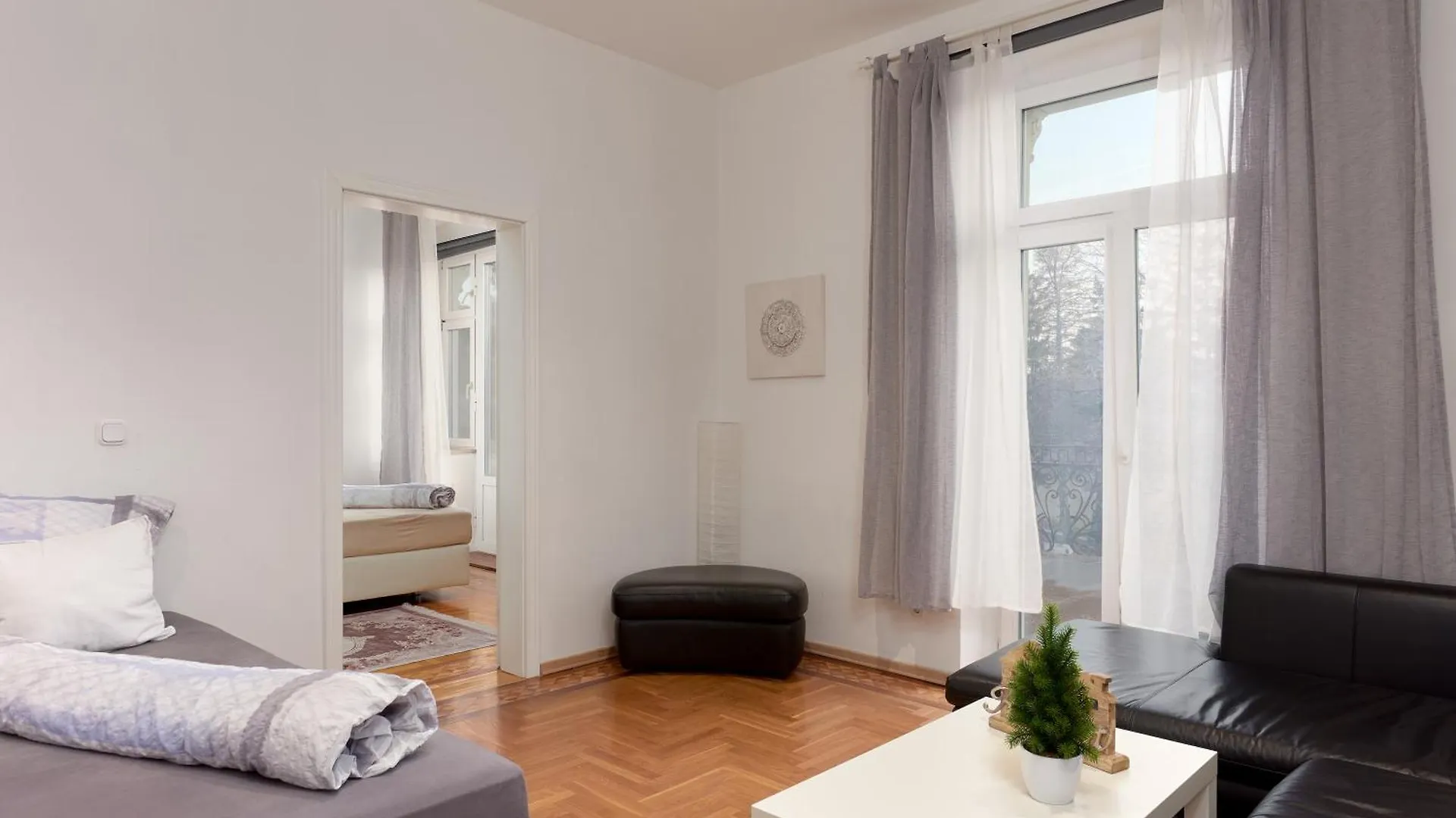 Schoenbrunn Palace Apartments Free Parking And 24H Check-In Viena