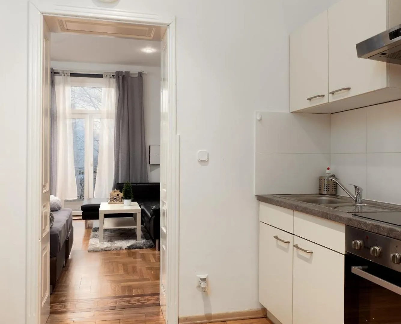 Schoenbrunn Palace Apartments Free Parking And 24H Check-In Viena Austria