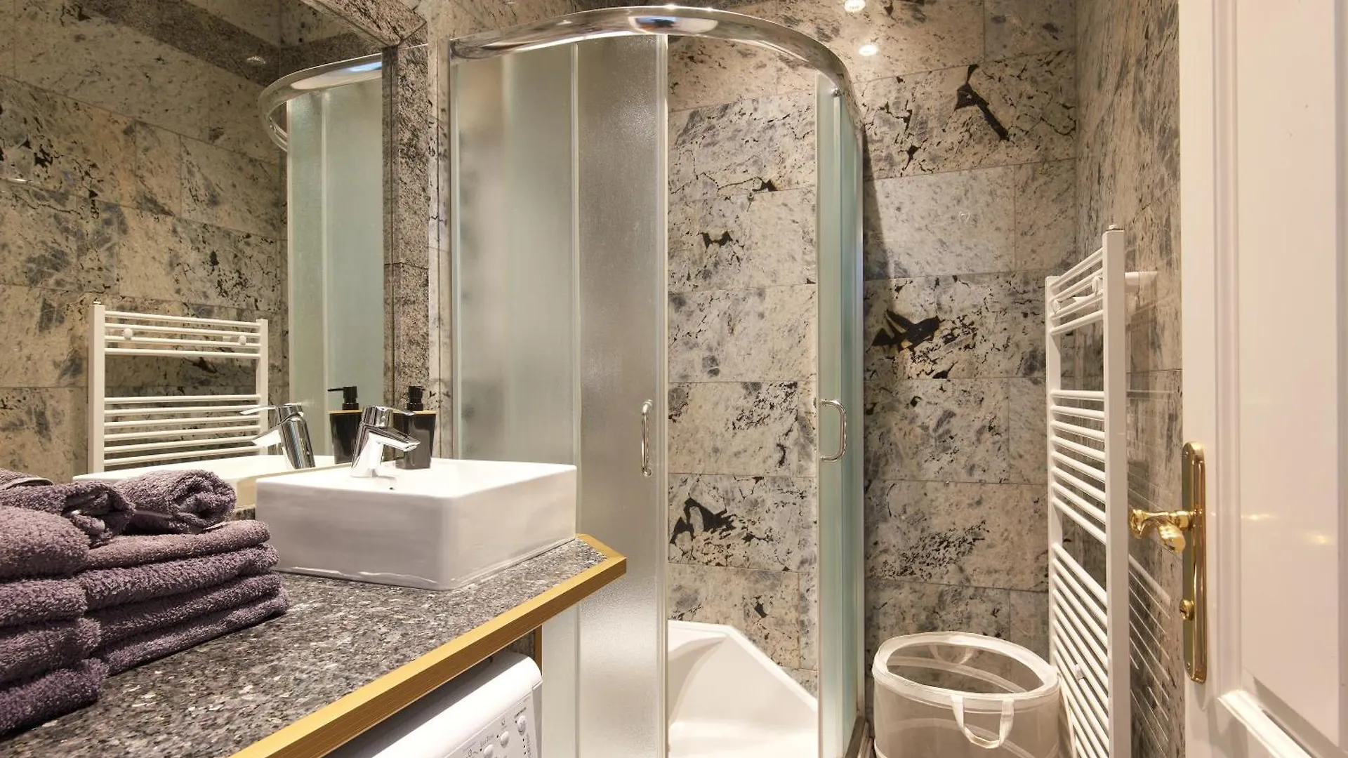 Schoenbrunn Palace Apartments Free Parking And 24H Check-In Viena