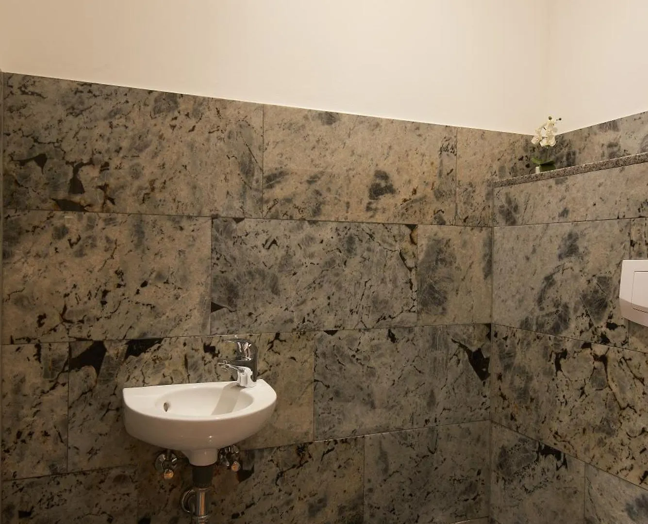 Schoenbrunn Palace Apartments Free Parking And 24H Check-In Viena 0*,