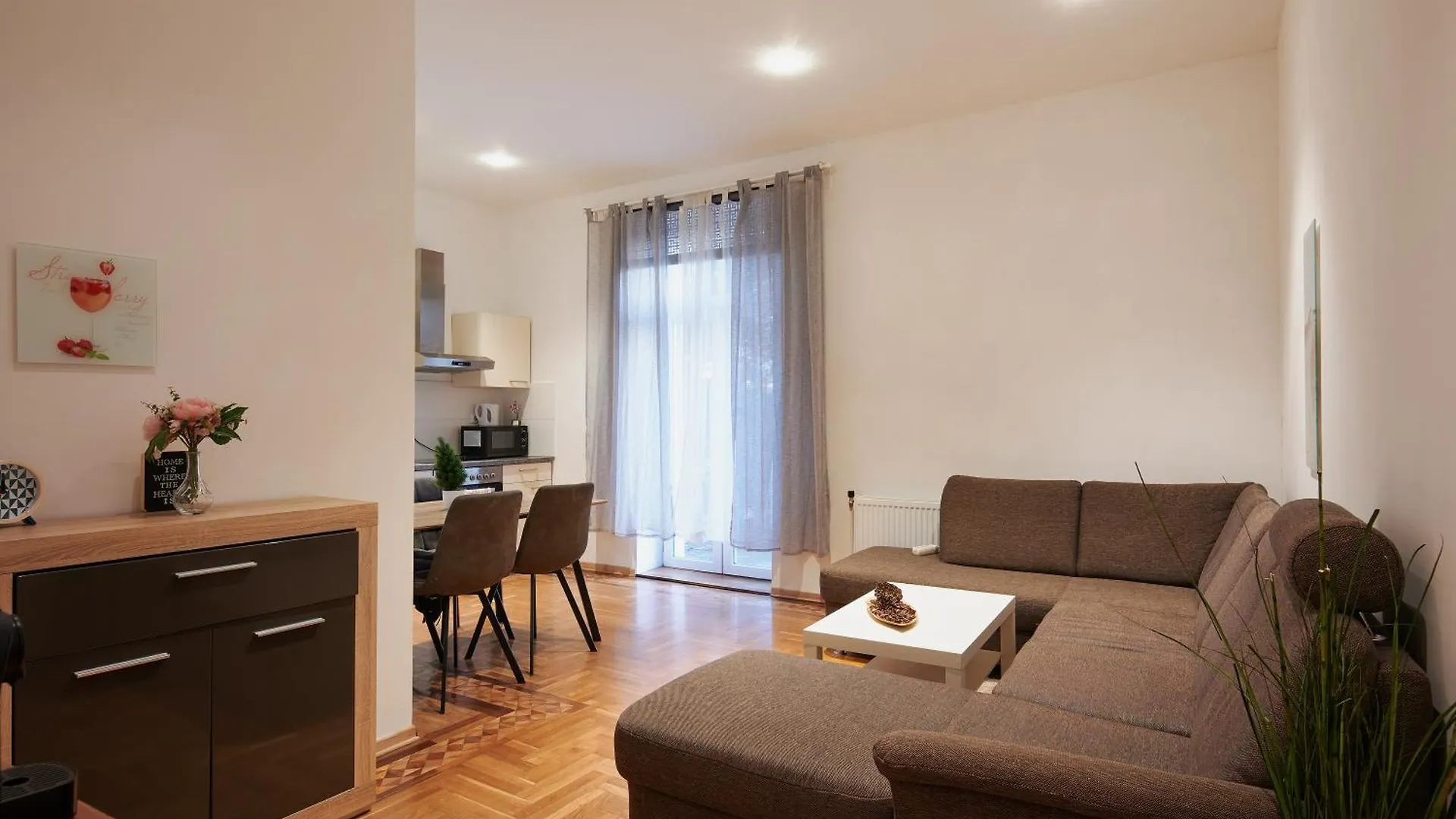 Schoenbrunn Palace Apartments Free Parking And 24H Check-In Viena