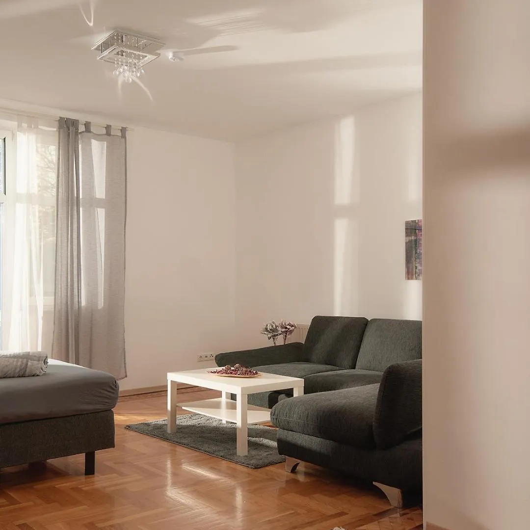Schoenbrunn Palace Apartments Free Parking And 24H Check-In Viena