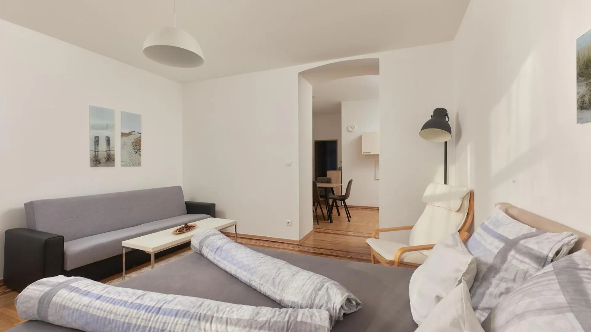 Schoenbrunn Palace Apartments Free Parking And 24H Check-In Viena Austria