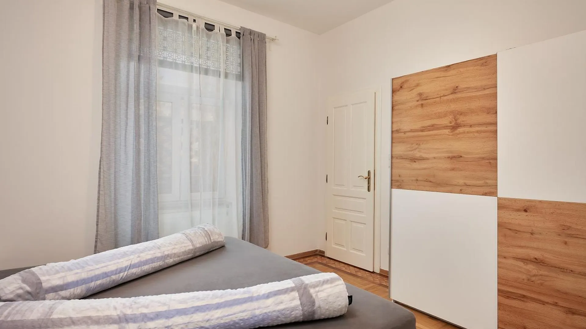 Schoenbrunn Palace Apartments Free Parking And 24H Check-In Viena